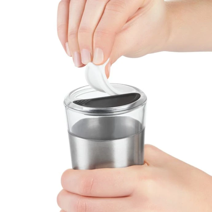 Oxo Good Grips Plastic Salt & Pepper Shaker In Stainless Steel Cook With OXO 4 Oxo Good Grips Plastic Salt & Pepper Shaker In Stainless Steel Cook With OXO