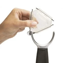 Cook With OXO OXO Good Grips I-Series Y Peeler In Black/Stainless Steel