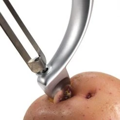 Cook With OXO OXO Good Grips I-Series Y Peeler In Black/Stainless Steel 5 Cook With OXO OXO Good Grips I-Series Y Peeler In Black/Stainless Steel