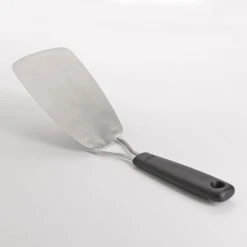 OXO Good Grips Large Flexible Stainless Steel Turner Cook With OXO