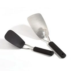 OXO Good Grips Large Flexible Stainless Steel Turner Cook With OXO