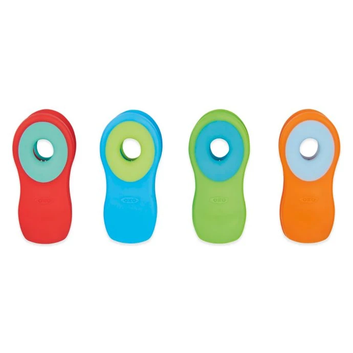 OXO Good Grips 4-Piece Magnetic All-Purpose Clip Set 1 OXO Good Grips 4-Piece Magnetic All-Purpose Clip Set