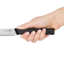 OXO Good Grips 5-Inch Serrated Utility Knife Cook With OXO