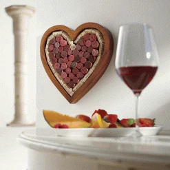 Wine Enthusiast Heart-Shaped Wine Cork Trivet Kit Cork Presentation