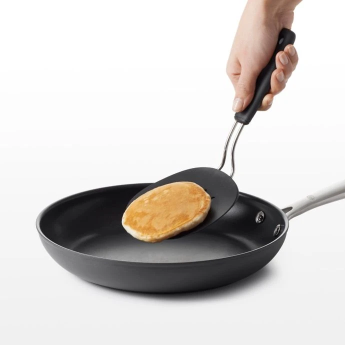 Cook With OXO OXO Good Grips Nylon Flexible Pancake Turner 3 Cook With OXO OXO Good Grips Nylon Flexible Pancake Turner