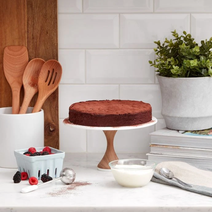 Clean With OXO OXO Good Grips Bakers Dusting Wand 6 Clean With OXO OXO Good Grips Bakers Dusting Wand