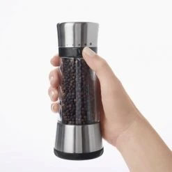 OXO Good Grips Lua Pepper Mill Cook With OXO