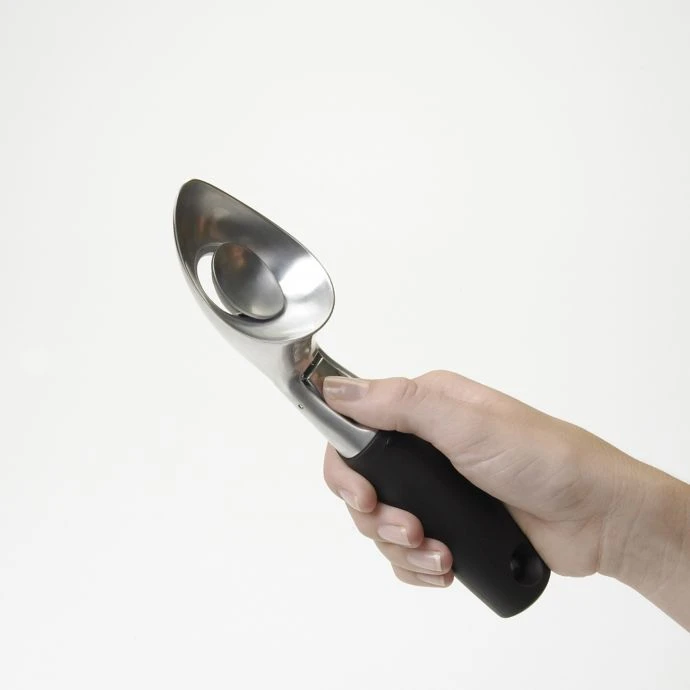 Oxo Good Grips I-Series Ice Cream Scoop Cook With OXO 2 Oxo Good Grips I-Series Ice Cream Scoop Cook With OXO