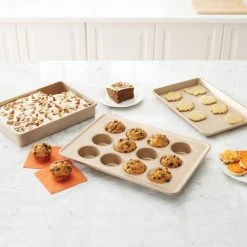 OXO Good Grips Pro Nonstick 12-Cup Muffin Pan Bake With OXO 10 OXO Good Grips Pro Nonstick 12-Cup Muffin Pan Bake With OXO