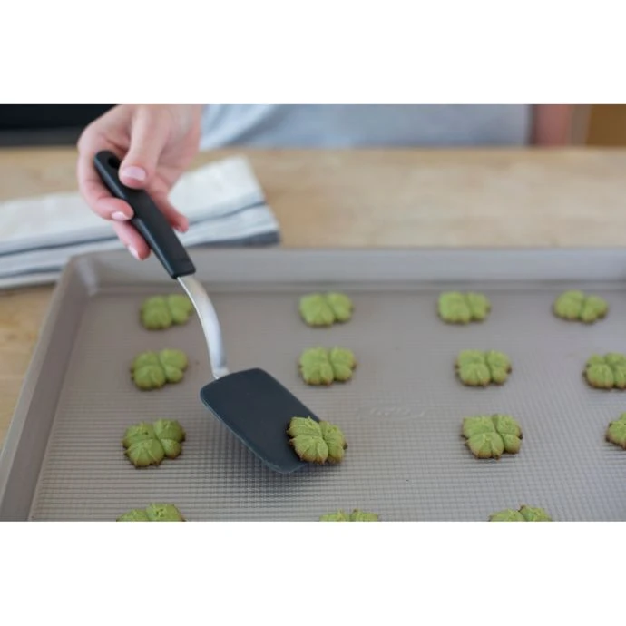 Bake With OXO OXO Good Grips Pro Nonstick 13-Inch X 18-Inch Jelly Roll Pan 10 Bake With OXO OXO Good Grips Pro Nonstick 13-Inch X 18-Inch Jelly Roll Pan