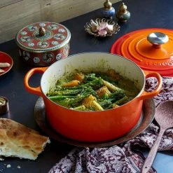 Le Creuset Signature 9 Quart Round Enameled Cast Iron Dutch Oven 19 Le Creuset Signature 9 Quart Round Enameled Cast Iron Dutch Oven