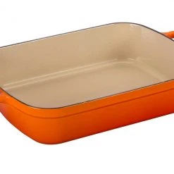 Le Creuset Bakeware Le Creuset 5.25 Quart Enameled Cast Iron Signature Rectangular Roaster