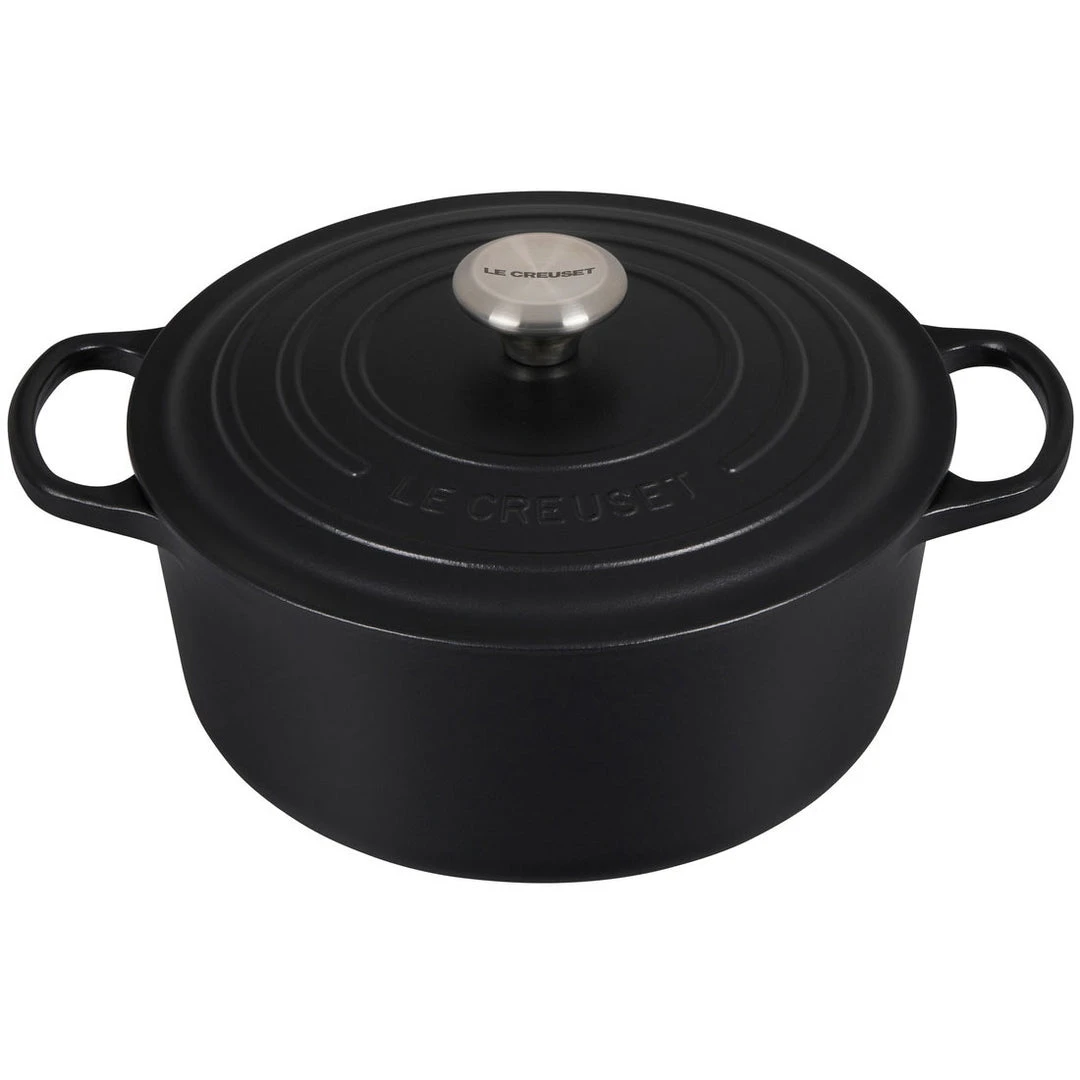 Le Creuset Dutch Ovens Le Creuset Signature 7.25 Quart Round Enameled Cast Iron Dutch Oven 9 Le Creuset Dutch Ovens Le Creuset Signature 7.25 Quart Round Enameled Cast Iron Dutch Oven
