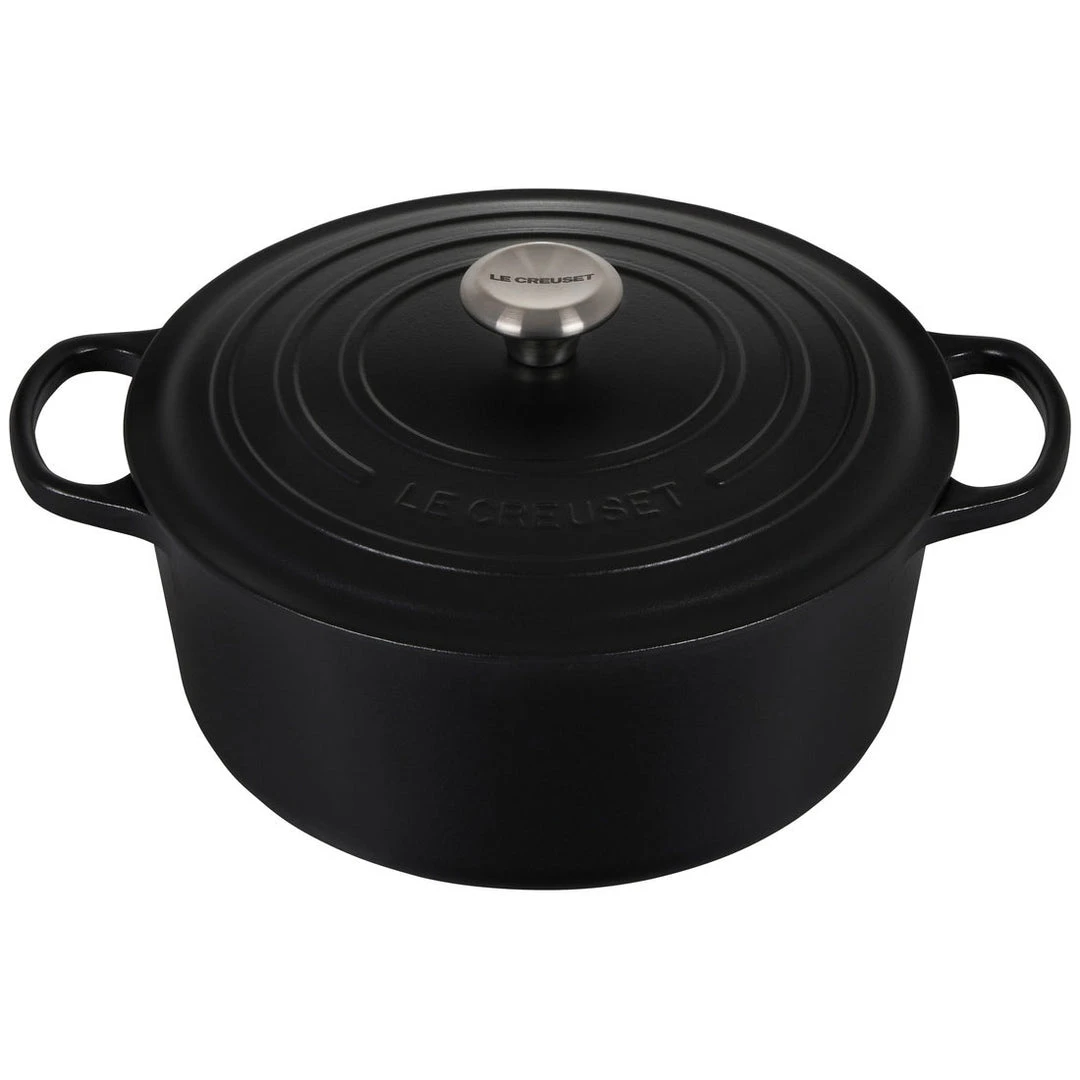 Le Creuset Dutch Ovens Le Creuset Signature 7.25 Quart Round Enameled Cast Iron Dutch Oven 10 Le Creuset Dutch Ovens Le Creuset Signature 7.25 Quart Round Enameled Cast Iron Dutch Oven