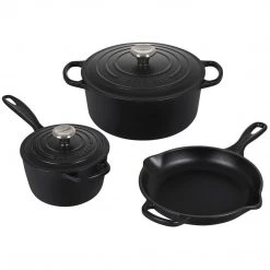 Le Creuset Dutch Ovens Le Creuset 5 Piece Enameled Cast Iron Signature Set 14 Le Creuset Dutch Ovens Le Creuset 5 Piece Enameled Cast Iron Signature Set