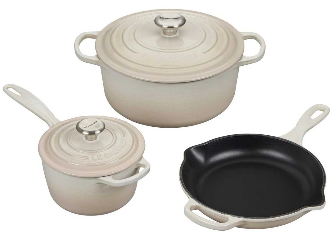 Le Creuset Dutch Ovens Le Creuset 5 Piece Enameled Cast Iron Signature Set 4 Le Creuset Dutch Ovens Le Creuset 5 Piece Enameled Cast Iron Signature Set