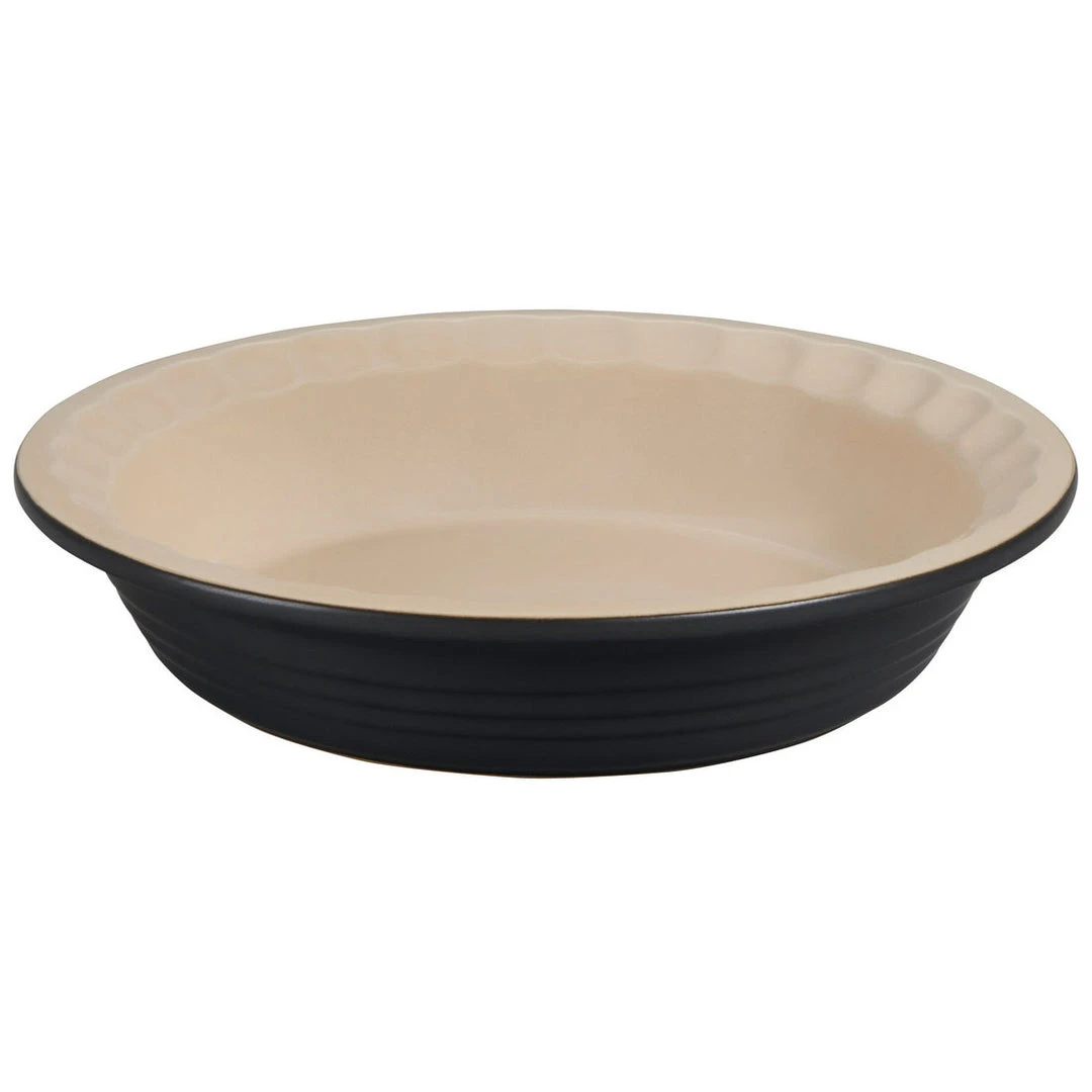 Le Creuset 9 Inch Stoneware Pie Dish Le Creuset Bakeware 12 Le Creuset 9 Inch Stoneware Pie Dish Le Creuset Bakeware