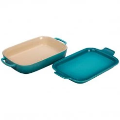 Le Creuset Bakeware Le Creuset 2.75 Quart Heritage Stoneware Rectangular Casserole With Platter Lid 12 Le Creuset Bakeware Le Creuset 2.75 Quart Heritage Stoneware Rectangular Casserole With Platter Lid