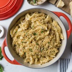 Le Creuset Dutch Ovens Le Creuset Signature 7.25 Quart Round Enameled Cast Iron Dutch Oven 33 Le Creuset Dutch Ovens Le Creuset Signature 7.25 Quart Round Enameled Cast Iron Dutch Oven