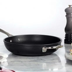 Le Creuset Toughened Nonstick Pro 11 Inch Deep Fry Pan Le Creuset Skillets & Frypans 6 Le Creuset Toughened Nonstick Pro 11 Inch Deep Fry Pan Le Creuset Skillets & Frypans