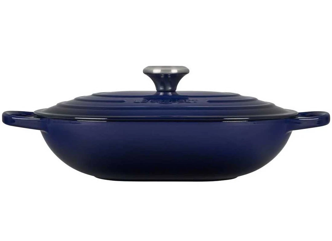 Le Creuset Bakeware Le Creuset 3.75 Quart Signature Oval Enameled Cast Iron Casserole 7 Le Creuset Bakeware Le Creuset 3.75 Quart Signature Oval Enameled Cast Iron Casserole