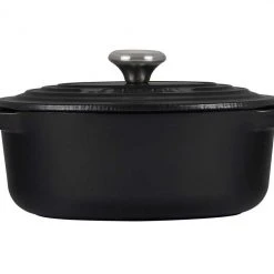 Le Creuset Dutch Ovens Le Creuset Signature 2.75 Quart Oval Enameled Cast Iron Dutch Oven