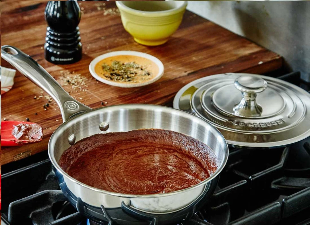 Le Creuset 3.5 Quart Stainless Steel Saucier Pan Le Creuset Saucepans 4 Le Creuset 3.5 Quart Stainless Steel Saucier Pan Le Creuset Saucepans