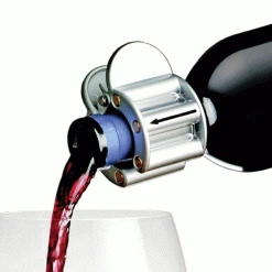 True Fabrications Wine Bottle Accessories The Wine Clip